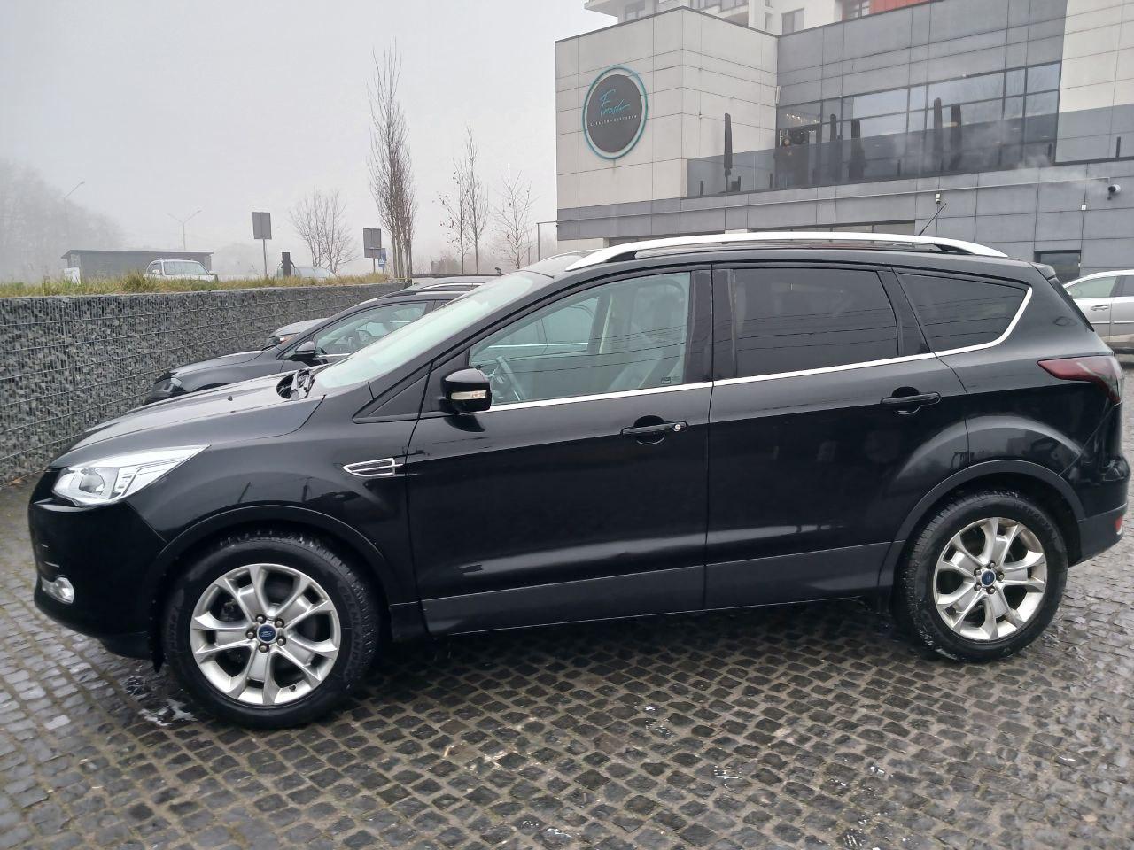 Ford Kuga — оренда авто з водієм